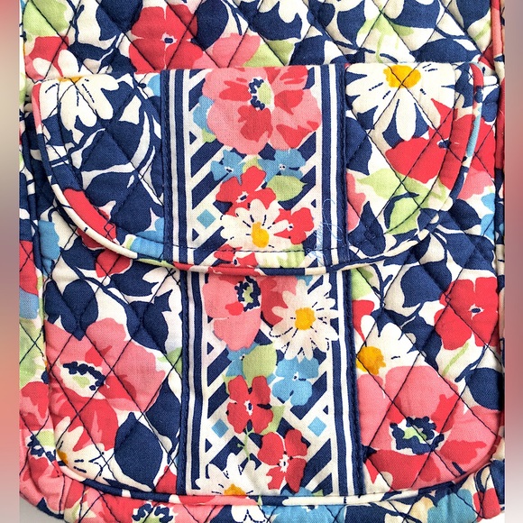 Vera Bradley Summer Cottage Pattern Crossbody Saddle Bag - Picture 5 of 13